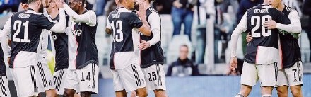  尤文图斯新援首秀破门助球队登顶积分榜  