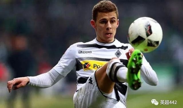  霍芬海姆锋线全面开花，多点开花展现强大攻击力  