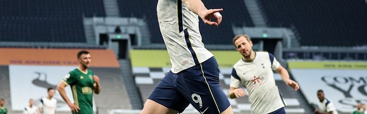  孙兴慜世界波破门，热刺绝平曼城保留争冠希望  