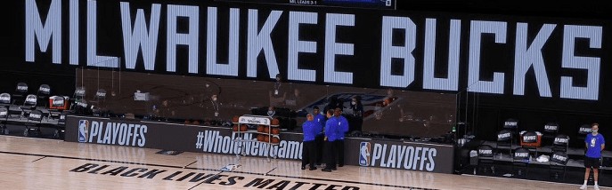  沃尔夫斯堡主场灯光故障延期比赛  